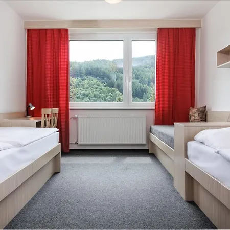 Dlouhe Strane Hotel 3*