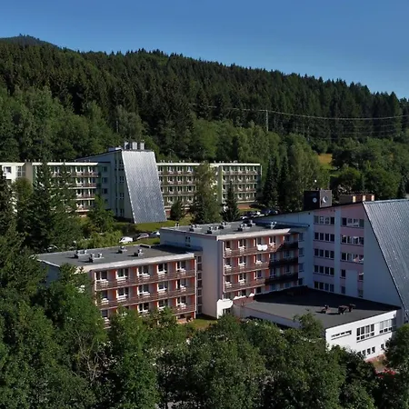 Dlouhe Strane Hotell