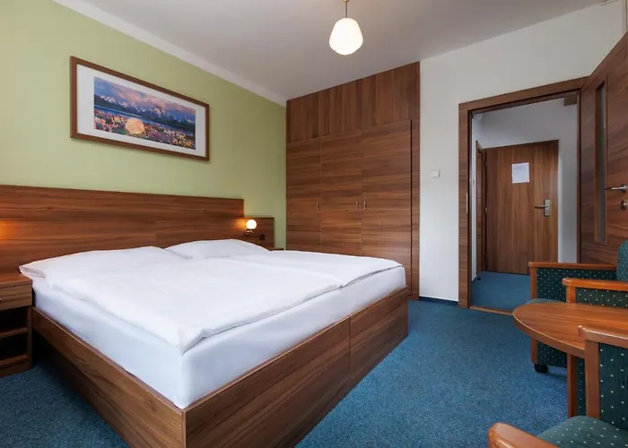 Dlouhe Strane Hotell